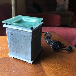 Scentsy Flirt Wax Warmer